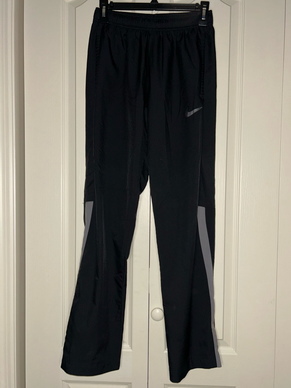 Women's Nike Dri-Fit Relaxed Style Sweatpants | Size S